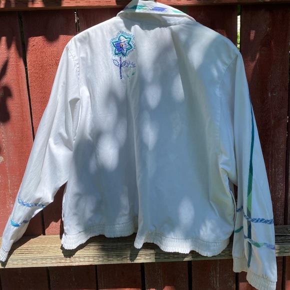 light jacket - Picture 2 of 5